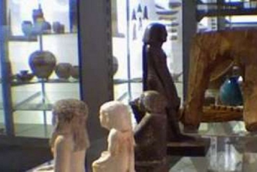 Patung Dewa Osiris yang bergerak sendiri bakal dipindah