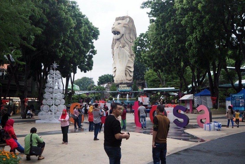 Patung Merlion di Sentosa, Singapura.