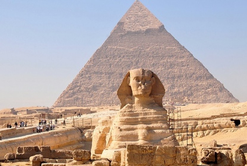 Patung Sphinx di Giza, Kairo, simbol peradaban Mesir.