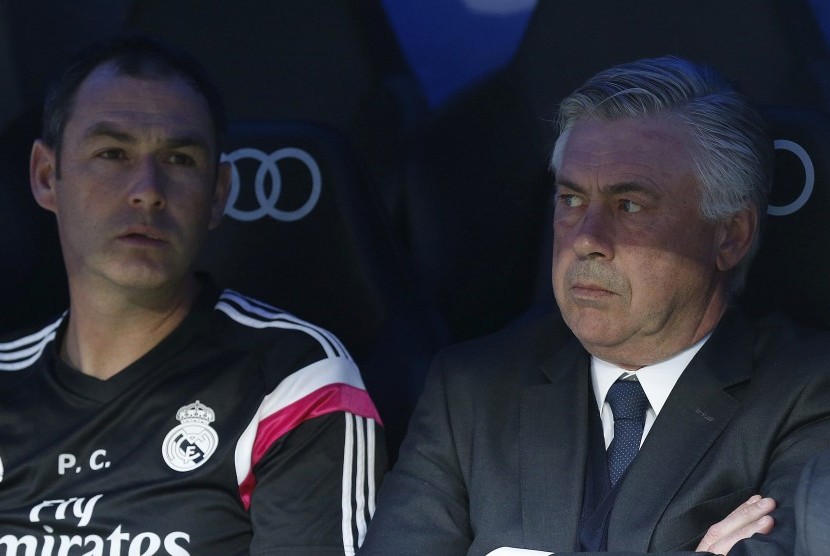 Paul Clement (kiri) saat masih menjadi asisten pelatih Carlo Ancelotti di Real Madrid pada 2015.