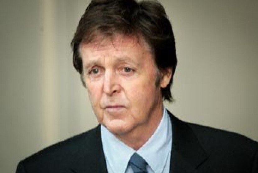 Paul McCartney berkontribusi dalam pembuatan sebuah buku amal untuk tenaga medis. Ilustrasi.
