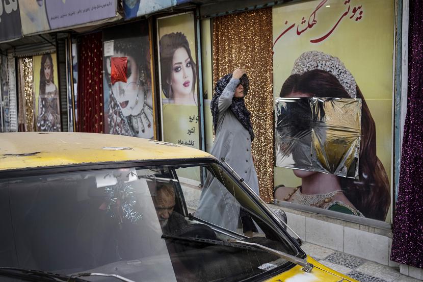 PBB mendesak Taliban agar menghapus dekret terbaru yang mereka keluarkan tentang penutupan salon kecantikan.