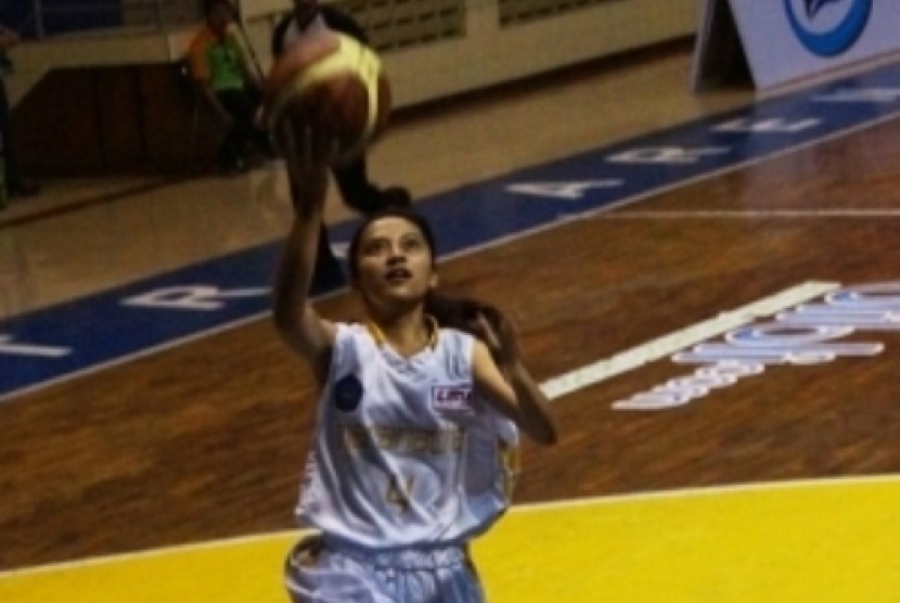 Pebasket putri Universitas Maranatha