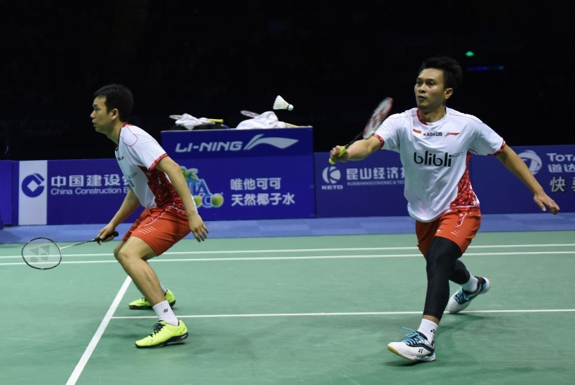 Pebulu tangkis ganda putra Indonesia Hendra Setiawan dan Muhammad Aksan.