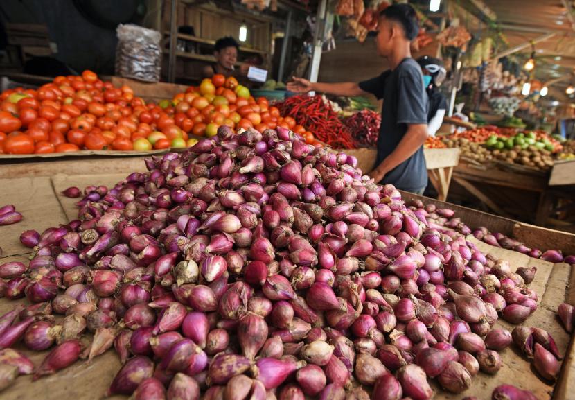 Harga bawang merah capai Rp 56 ribu per kilogram di Cirebon (Foto: ilustrasi bawang merah)