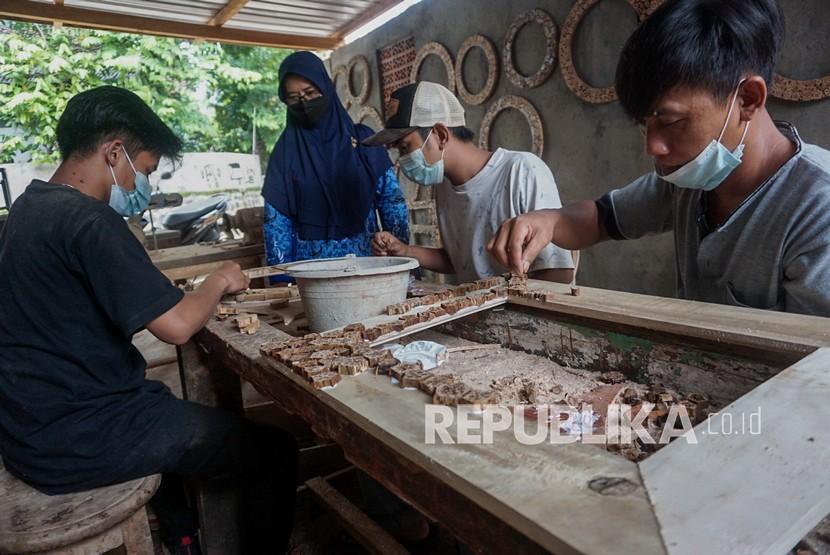 Pemkab Gresik Dorong Peningkatan Kemampuan Pekerja Lokal (ilustrasi).