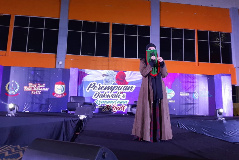 Peggy Melati Sukma di acara Ummat Fest 2019 di Makassar, Jumat (8/11)