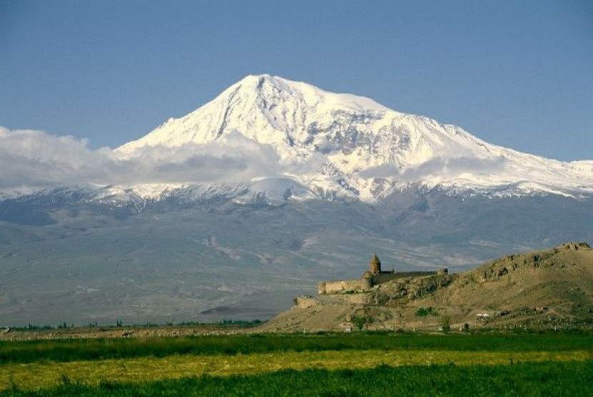 Pegunungan Ararat Turki