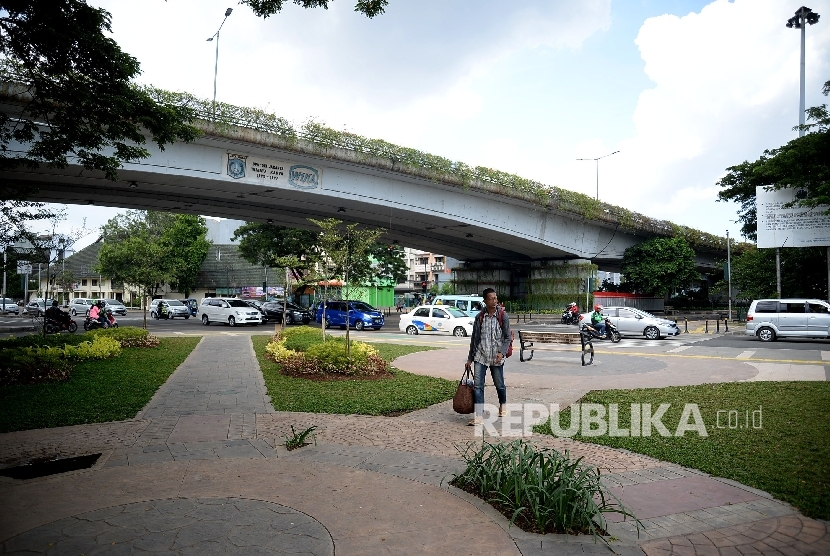 Pemandangan Trotoar Jalan Jatibaru Yang Dipercantik Republika Online