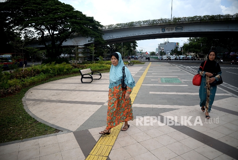 Pemandangan Trotoar Jalan Jatibaru Yang Dipercantik Republika Online