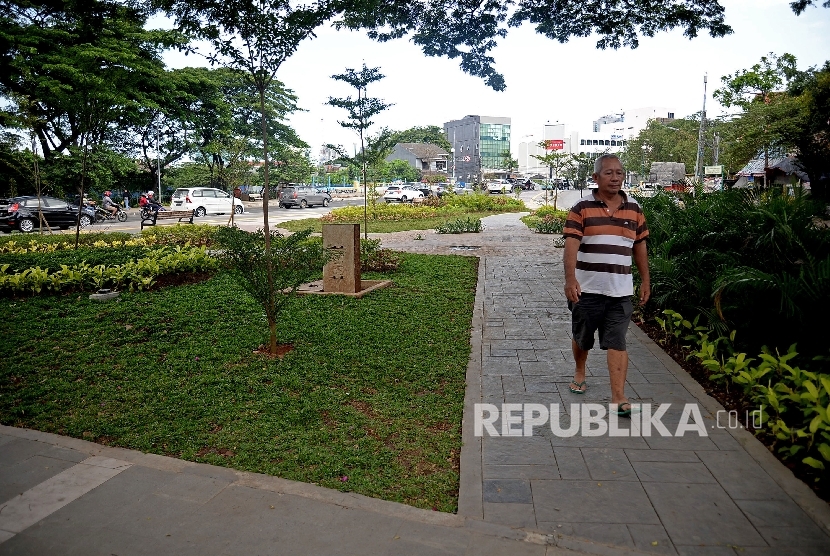 Pemandangan Trotoar Jalan Jatibaru Yang Dipercantik Republika Online