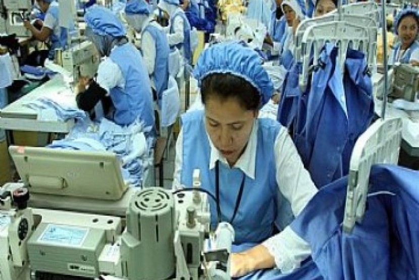 Pekerja di industri tekstil