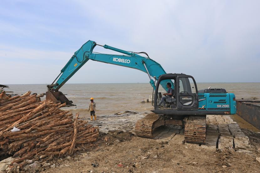 Pemerintah Lanjutkan Pembangunan Tanggul Pantai di Meulaboh Aceh