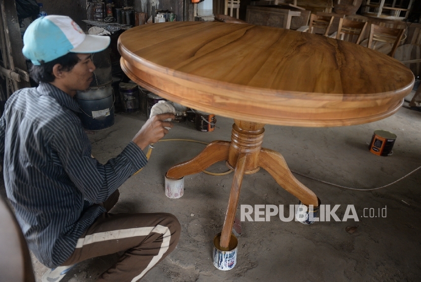 In cooperation with Suriname, Indonesia hopes to market its furnitures product to South Amerika. 