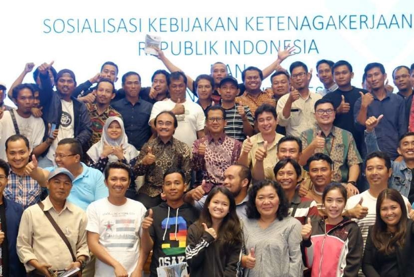 Pekerja Migran Indonesia (PMI) dalam acara sosialisasi masalah ketenagakerjaan, Kuala Belait, Brunei Darusalam, Ahad (23/9) waktu setempat.