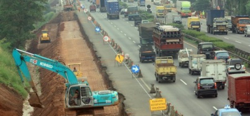 Ruas tol Tangerang-Merak di kedua arah di KM 17 Tol Tangerang.