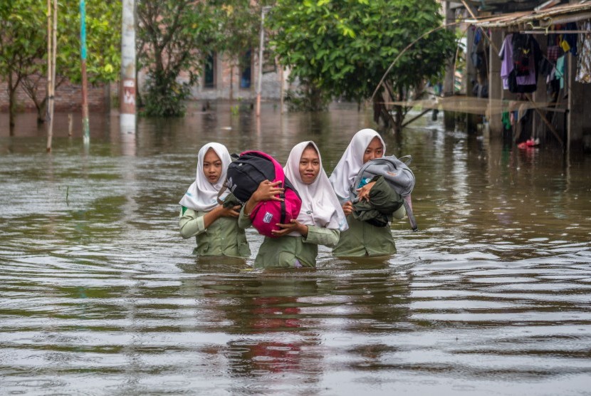 Kades Sayung: Banjir Demak Kali Ini Yang Paling Parah | Republika Online