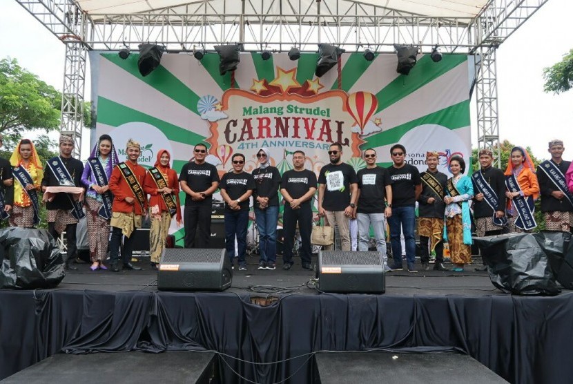 pelaksanaan acara Malang Strudel Carnival.