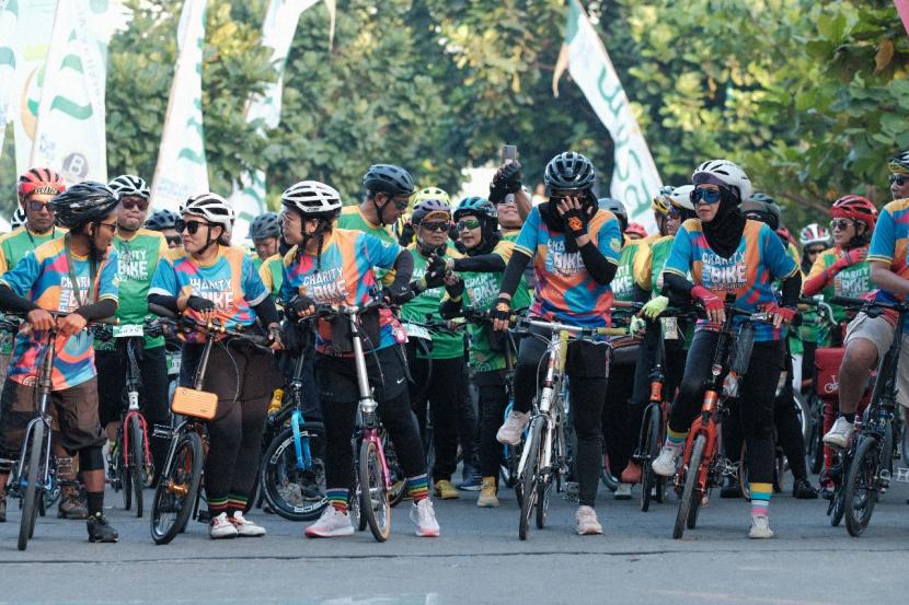 Pelaksanaan Charity Fun Bike yang digelar Unisa Yogyakarta dalam rangka membantu penyandang disabilitas di DIY.