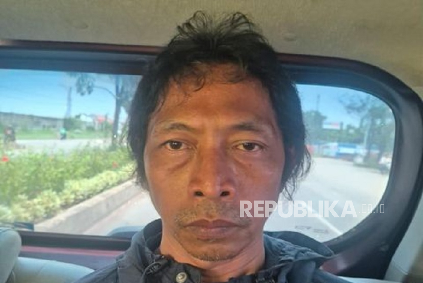 Pelaku pembunuhan aktor Sandy Permana, Nanang Irawan (45 tahun) alias Gimbal ditangkap polisi.