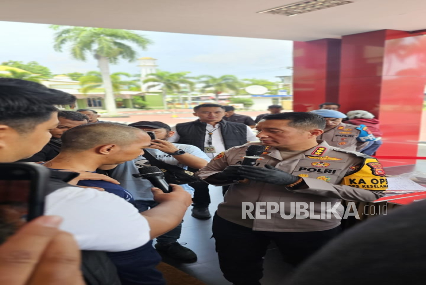 Pelaku Pembunuhan Pegawai Salon yang Ditemukan Tewas di Kamar Kontrakan di Kampung Cilisung Kulon, Desa Sukamenak, Kecamatan Margahayu, Kabupaten Bandung, Jawa Barat.