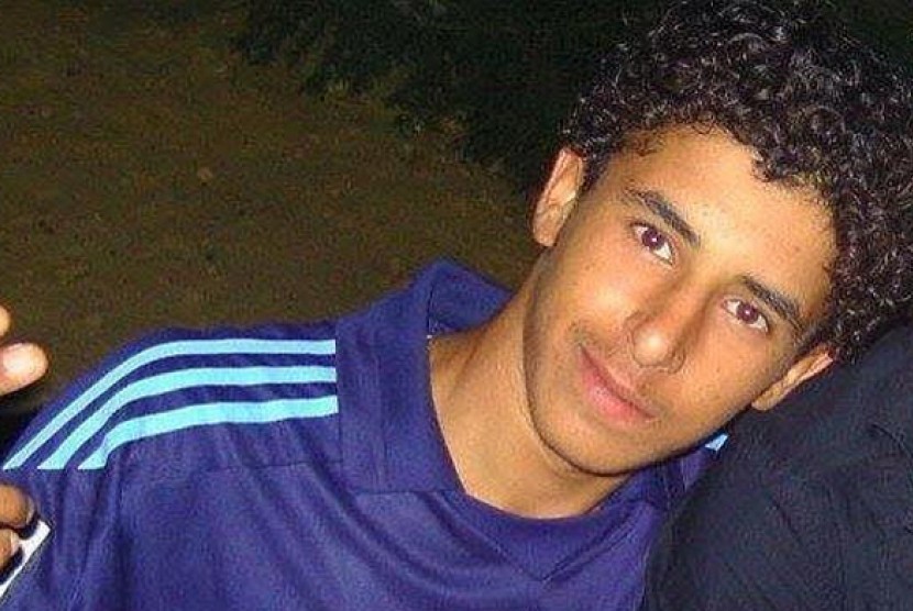 Pelaku penembakan di sebuah resor di Sousse, Tunisia Seifeddine Rezgui mengenakan jersey Real Madrid favoritnya.