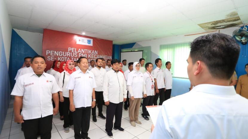 Pelantikan pengurus PMI tingkat Kecamatan di Kota Tangerang Selatan