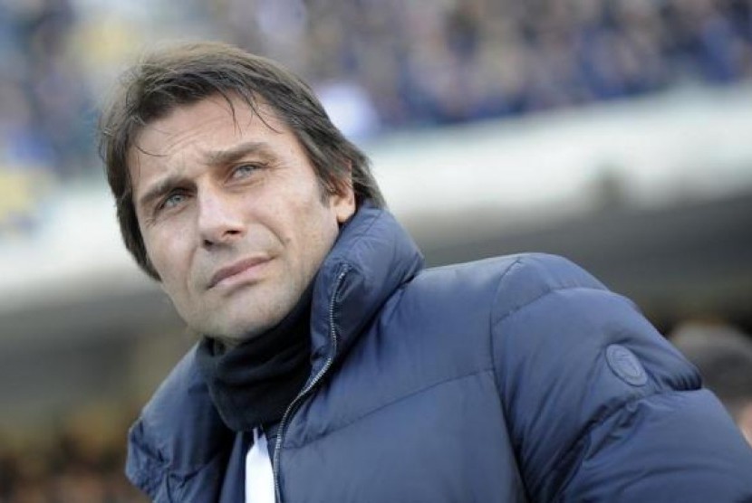 Pelatih Antonio Conte.