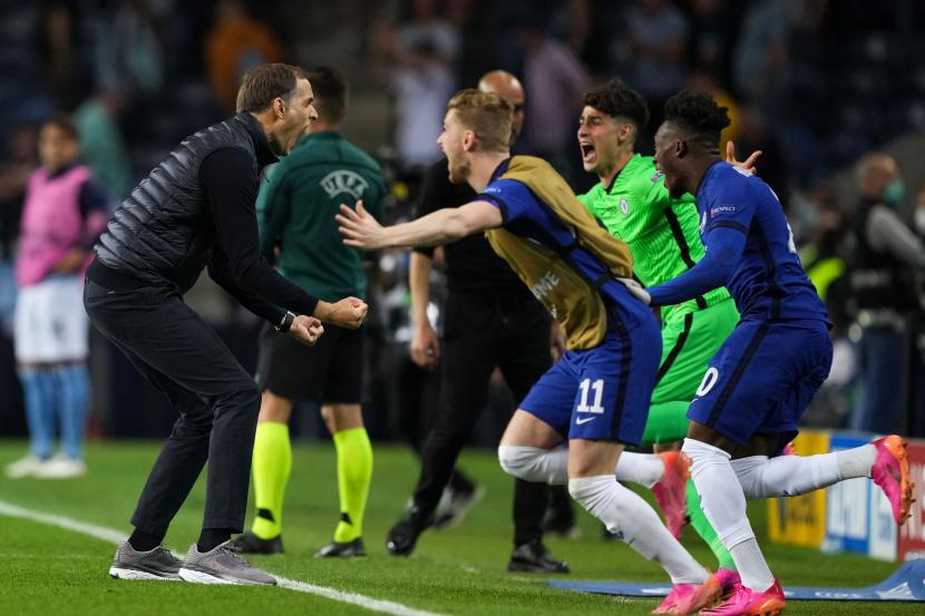 Pelatih Chelsea Thomas Tuchel merayakan keberhasilan timnya menjadi juara Liga Champions