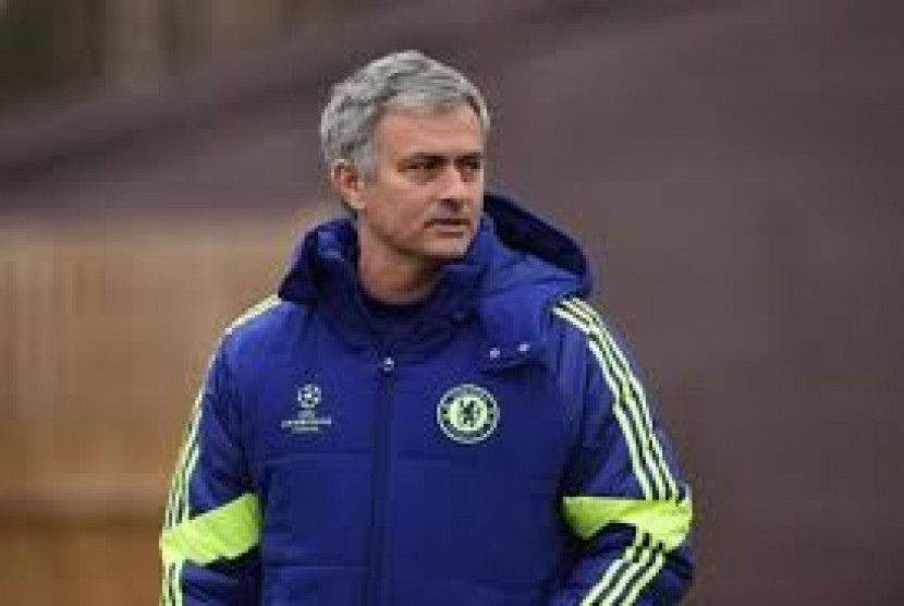 Pelatih Jose Mourinho.