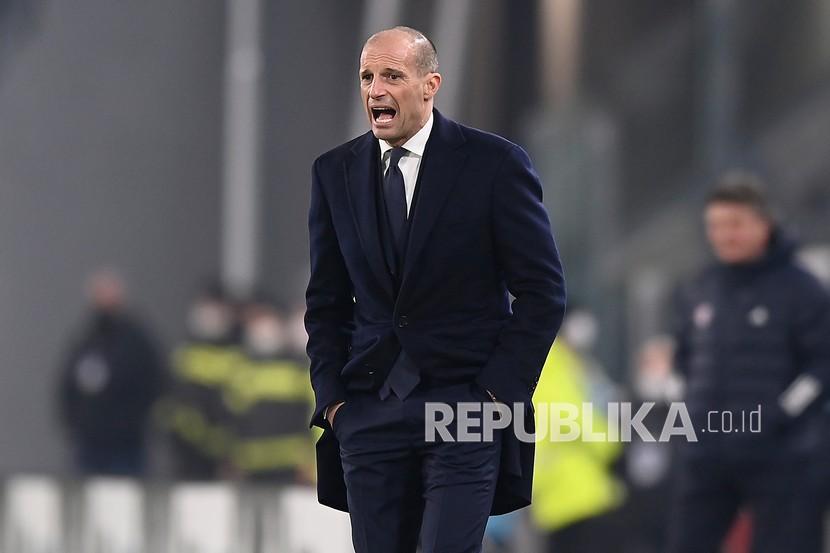 Pelatih Juventus Massimiliano Allegri mengakui timnya harus berkembang lebih baik lagi usai ditahan imbang Napoli 1-1 di Serie A Liga Italia.