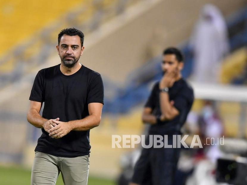  Pelatih kepala Al Sadd, Xavi Hernandez, bereaksi pada pertandingan sepak bola Qatar Stars League antara Al Sadd dan Al Ahli di Doha, Qatar, 30 Oktober 2021. 
