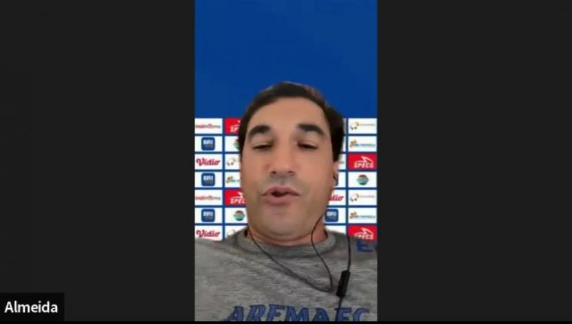 Pelatih Kepala Arema FC, Eduardo Almeida menargetkan raih tiga poin saat melawan Persik Kediri. -Foto ilustrasi-