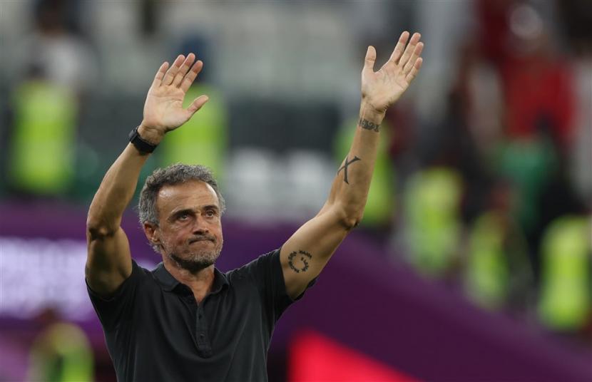  Pelatih Luis Enrique jadi incaran Brasil.