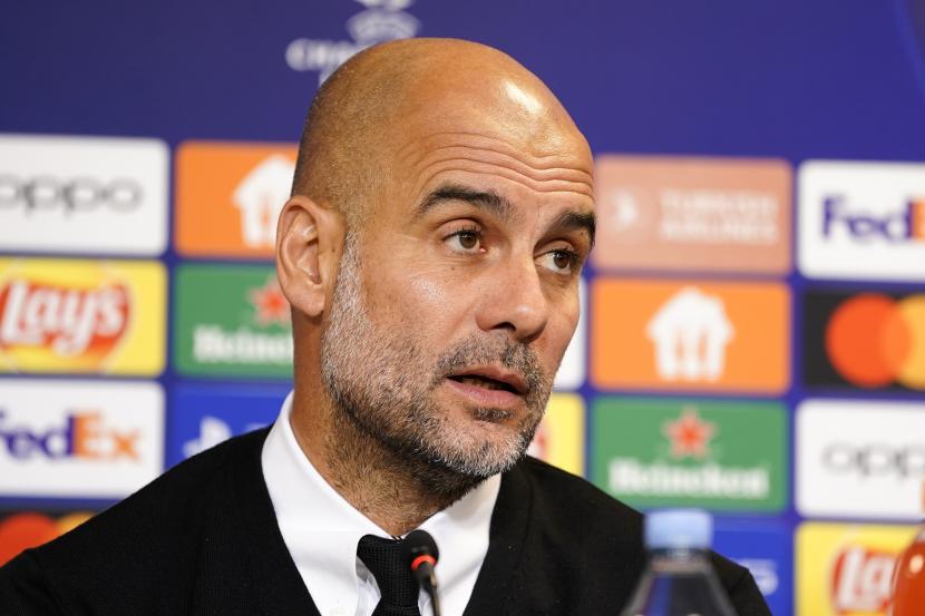  Pelatih kepala Manchester City Pep Guardiola berbicara selama konferensi pers di Kopenhagen, Denmark, Senin 10 Oktober 2022, menjelang pertandingan Liga Champions melawan Kopenhagen pada Selasa. 