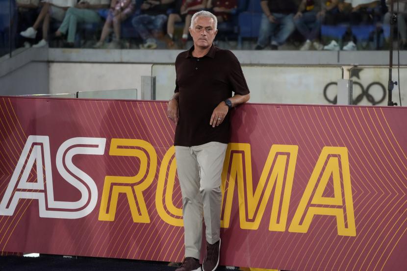 Pelatih AS Roma, Jose Mourinho.
