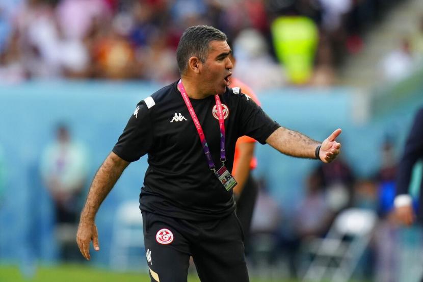  Pelatih kepala Tunisia Jalel Kadri diperpanjang kontraknya oleh Federasi Sepak Bola Tunisia,