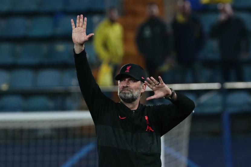 Pelatih Liverpool Juergen Klopp saat mendampingi timnya menghadapi Villarreal pada leg kedua semifinal Liga Champions di Estadio de la Ceramica, Rabu (4/5/2022) dini hari WIB.