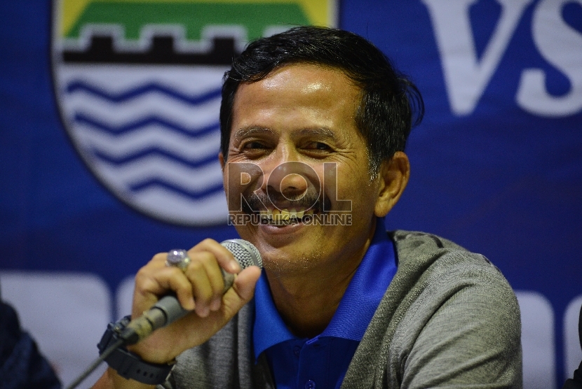  Pelatih Persib Bandung, Djadjang Nurdjaman.