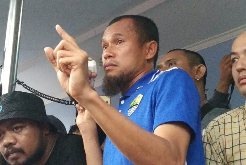 Kapten Persib Supardi Nasir.