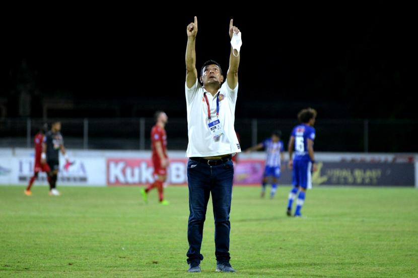 Pelatih PSIS Semarang, Sergio Aparecido Alexandre. 