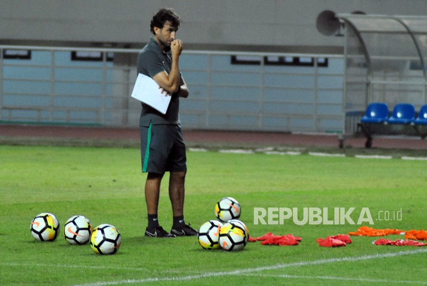 Lusi Milla saat masih menjadi pelatih timnas Indonesia U-23. 