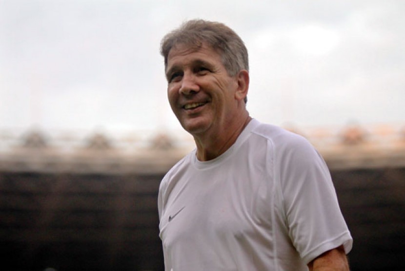 Pelatih Timnas Luis Manuel Blanco
