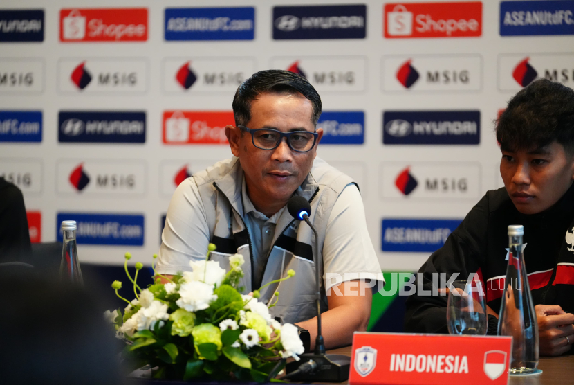 Pelatih timnas putri Indonesia Joko Susilo.