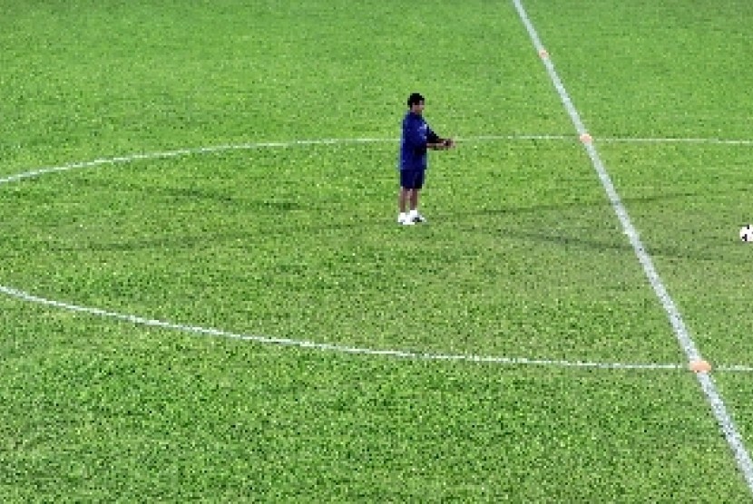 Pelatih timnas U-19 Indonesia Indra Sjafri di Stadion Naypyitaw Football Club.