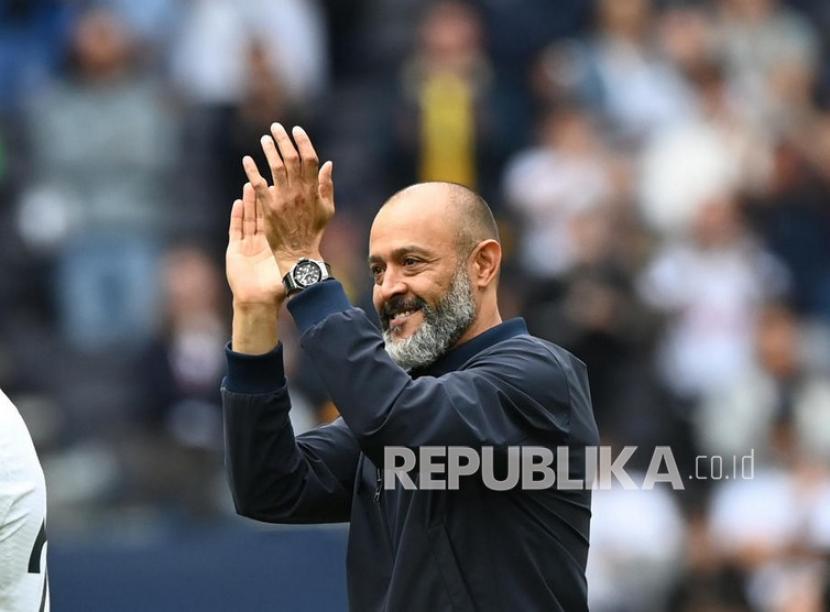 Pelatih Tottenham Hotspur, Nuno Espirito Santo.