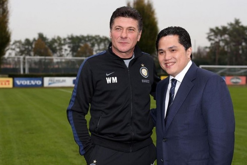 Pelatih Walter Mazzarri bersama Presiden Inter Milan.