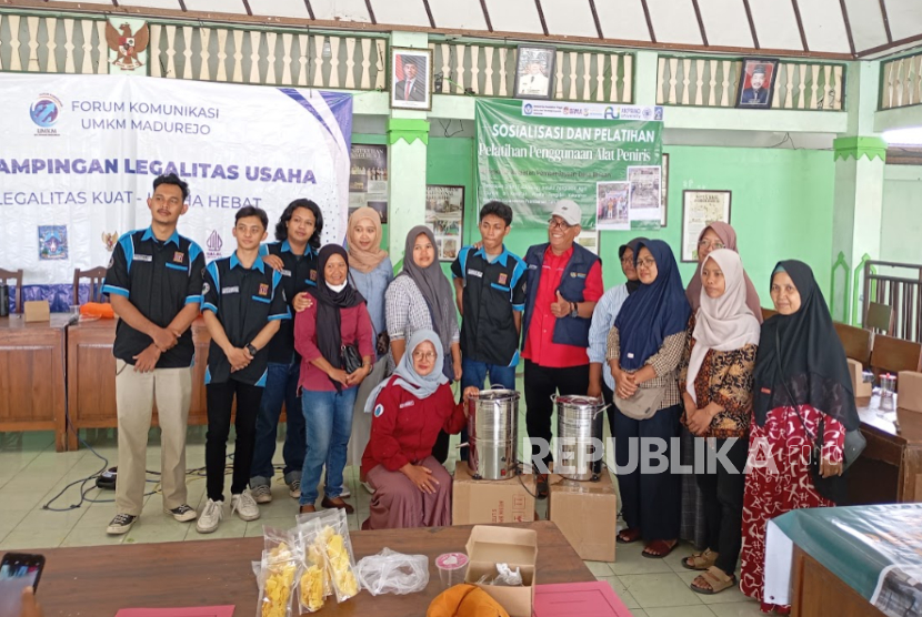 Sinergi Dosen AKPRIND dan Warga Madurejo Hadirkan Inovasi Teknologi Tepat Guna