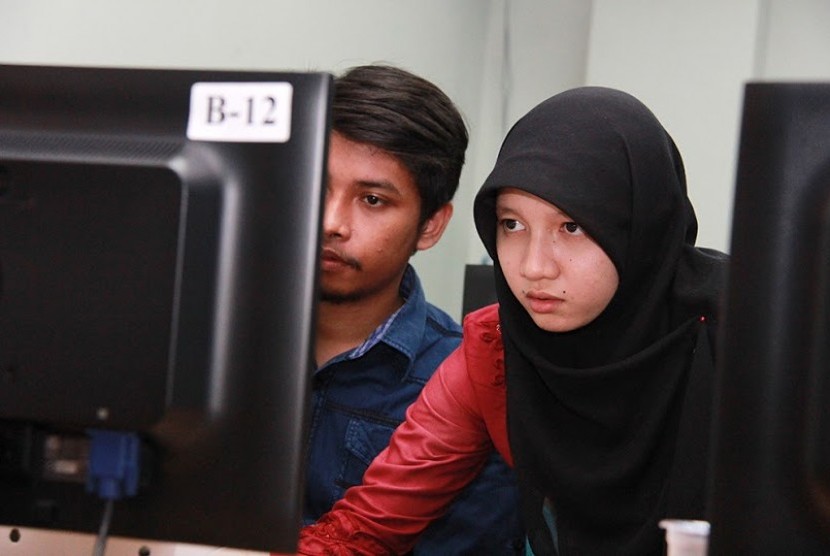 Pelatihan Bid Data di Universitas Al Azhar Indonesia.