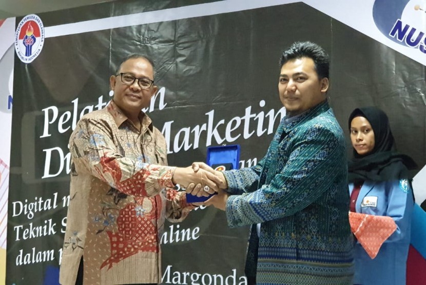 Pelatihan digital marketing di STMIK Nusa Mandiri, Depok, 13-14 Agustus 2019.